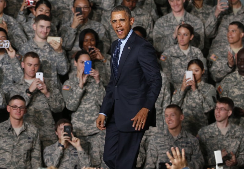 Обама выступает перед выпускниками Вест-Пойнт