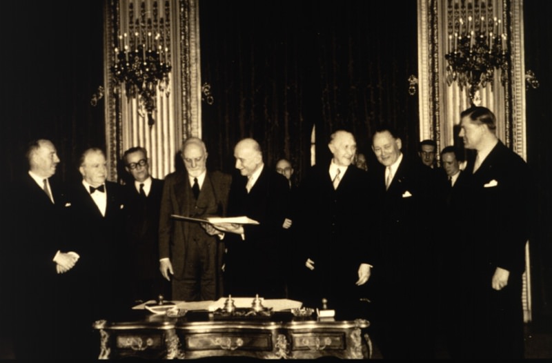 Подписание Парижского договора